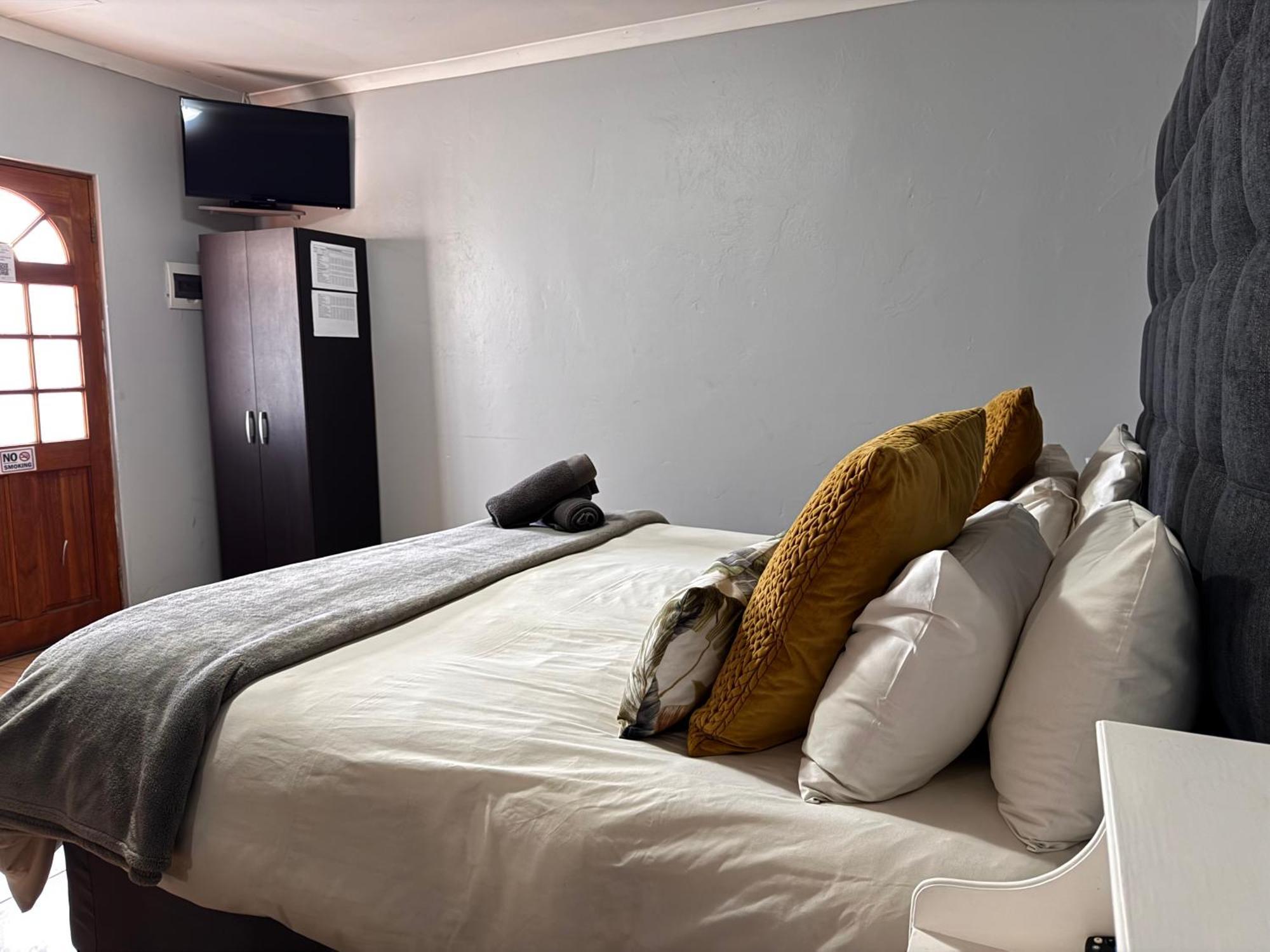 The Palms Venue & Accommodation Cradock Esterno foto