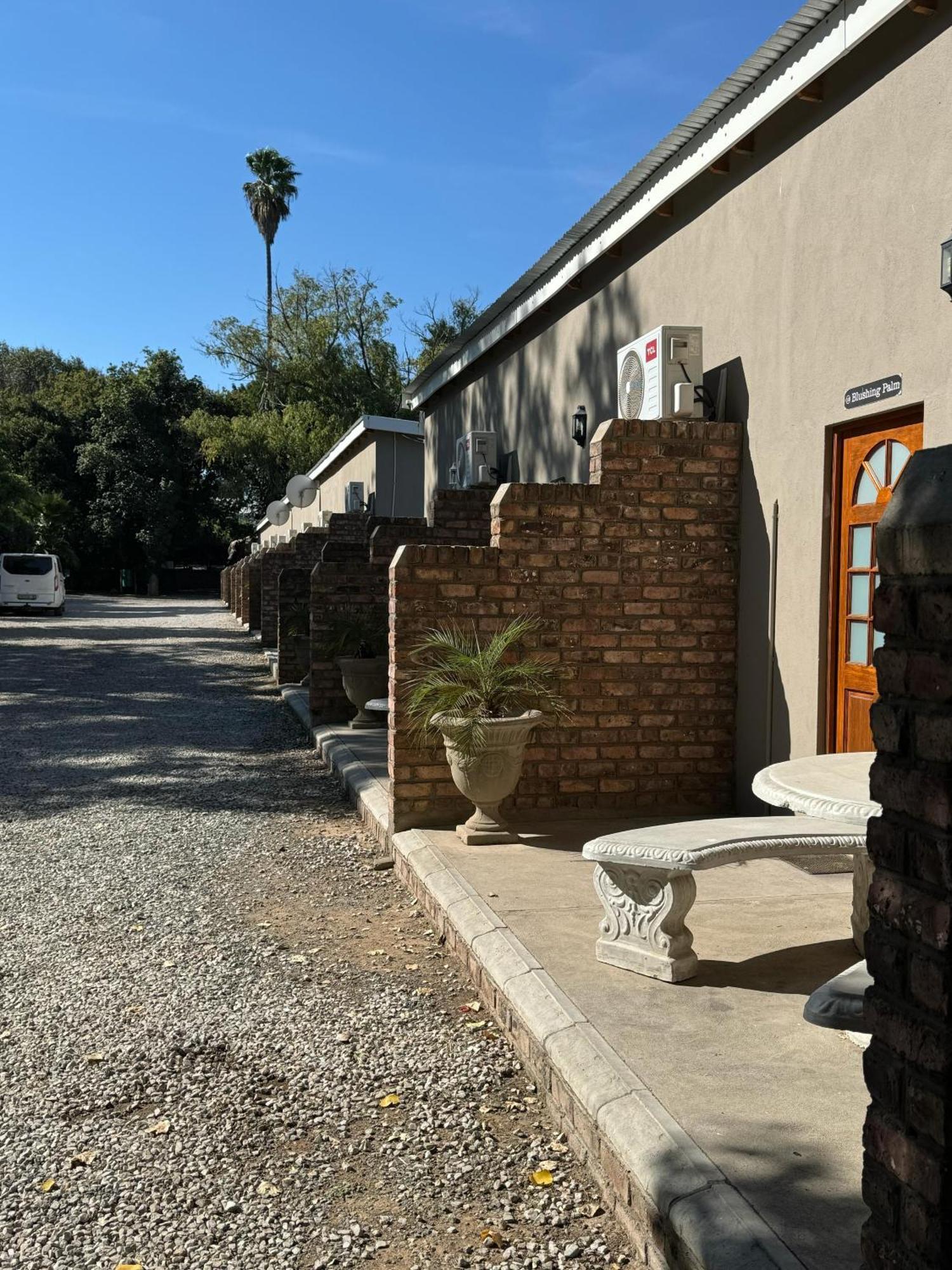 The Palms Venue & Accommodation Cradock Esterno foto